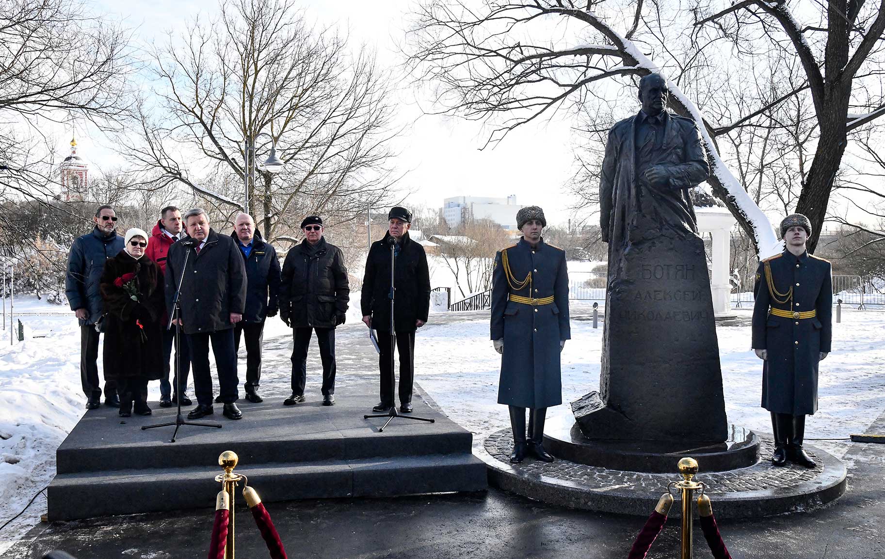 Об открытии монумента Герою Российской Федерации Алексею Николаевичу Ботяну